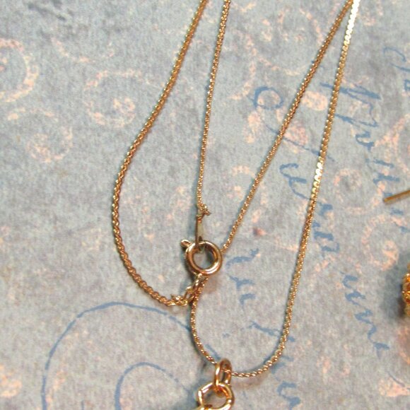 Gold Dipped Mini REAL Vintage Pinecone Charm Necklace and Earrings Set - Picture 5 of 7